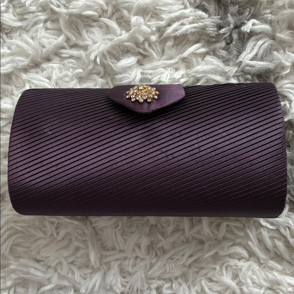 Elegant Purple Clutch Bag - Picture 7 of 7